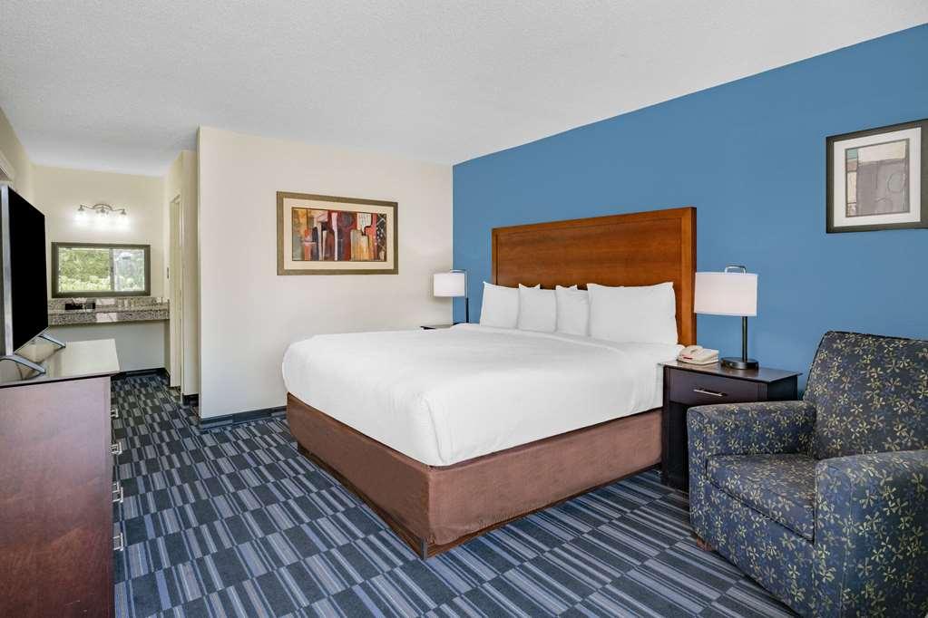 Days Inn And Suites By Wyndham Оксфорд Номер фото