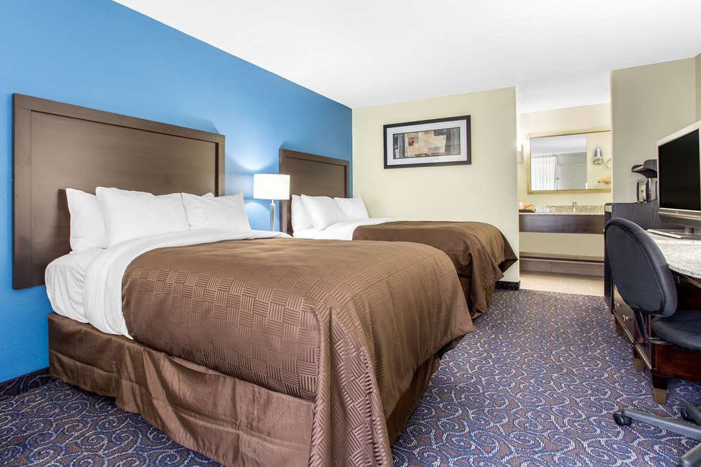 Days Inn And Suites By Wyndham Оксфорд Номер фото