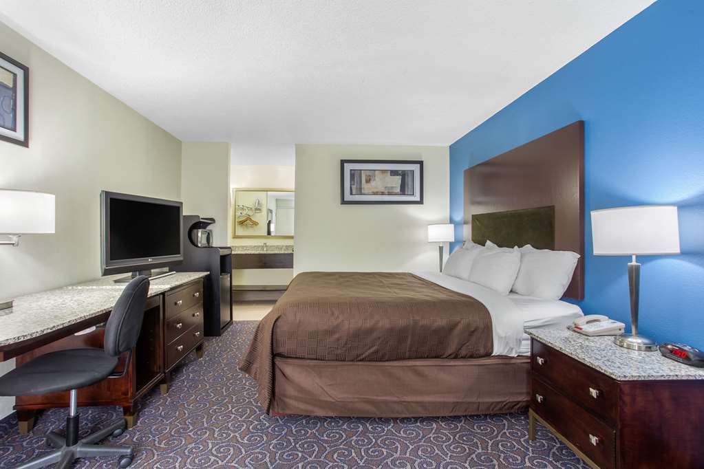 Days Inn And Suites By Wyndham Оксфорд Номер фото
